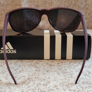 adidas Women's Wildcharge a425 Round Sunglasses